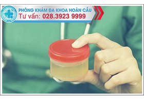 Nước tiểu có màu đục là dấu hiệu của bệnh gì?